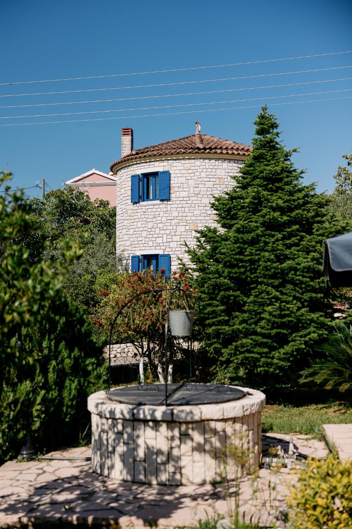 גאוביה Mathraki Resort מראה חיצוני תמונה